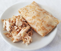 Блинчики с куриной грудкой и луком 100 г.